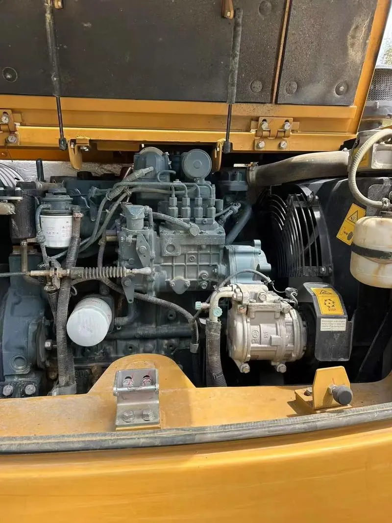 Малый экскаватор SANY SY95C б/у3