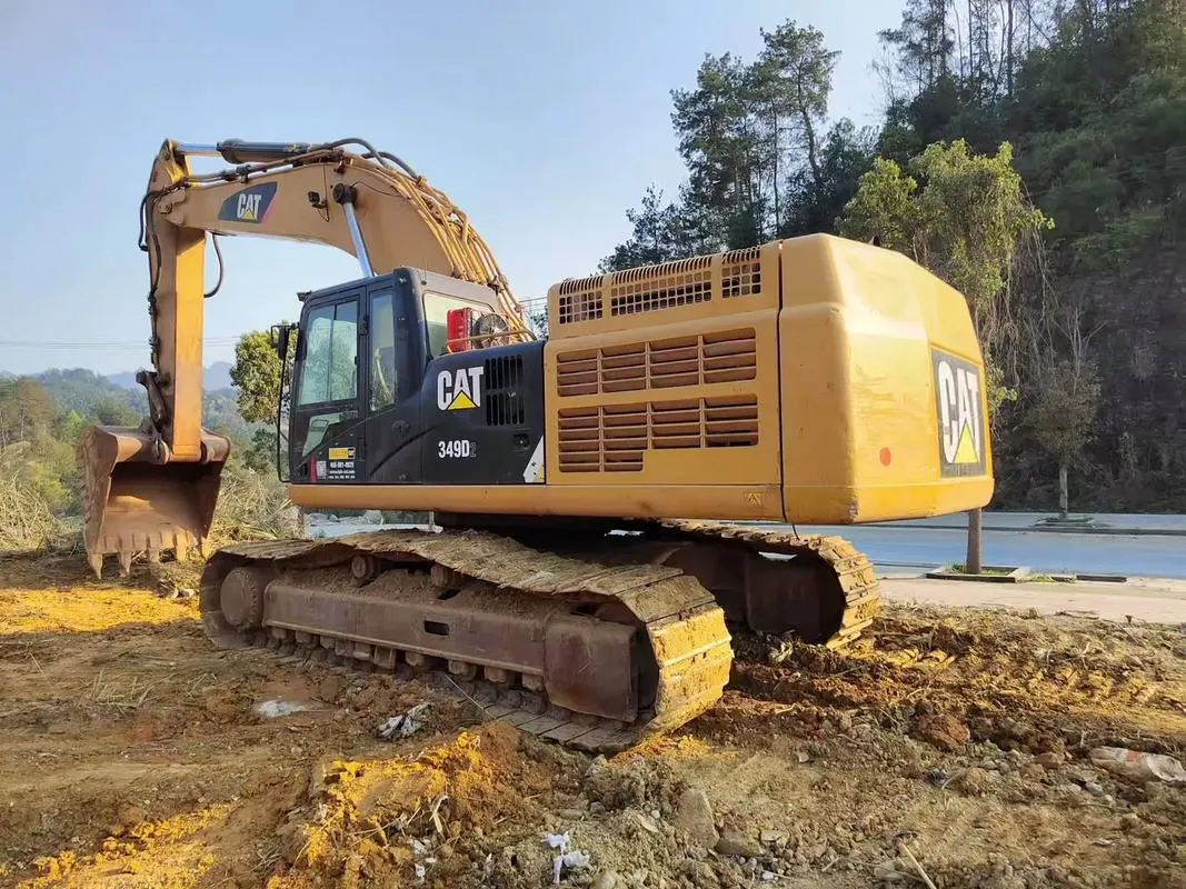 Большой экскаватор CAT 349D б/у