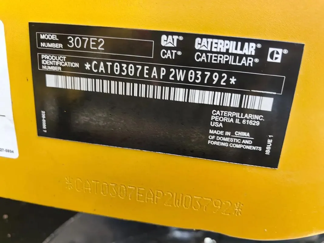 Малый экскаватор CAT 307E2 б/у3