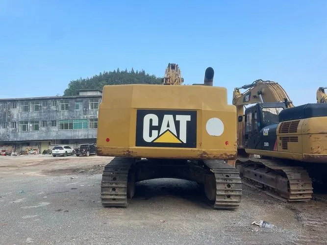 Большой экскаватор CAT 349D3 б/у3