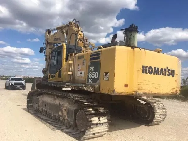 Большой экскаватор KOMATSU PC650LC-8 б/у3