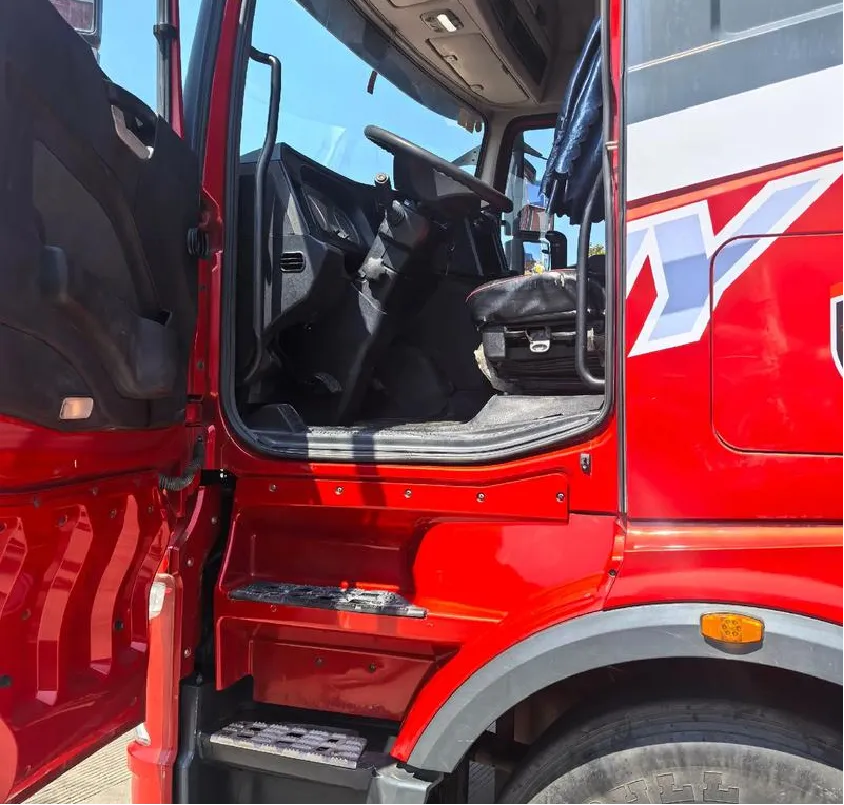 Полуприцеп SANY D525ASE-80 Тягач б/у1
