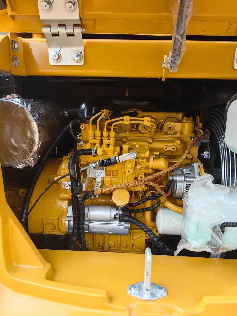 Малый экскаватор CAT 307E2 б/у1
