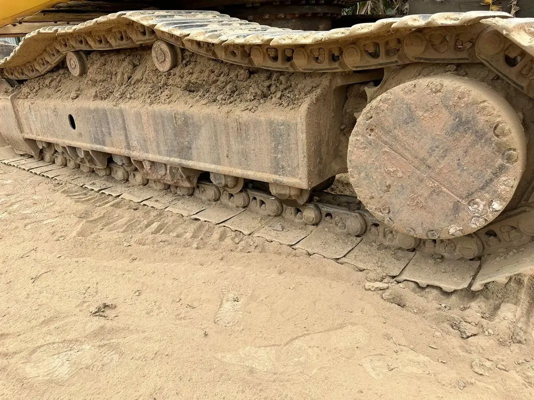 Большой экскаватор KOMATSU PC360-7 б/у1