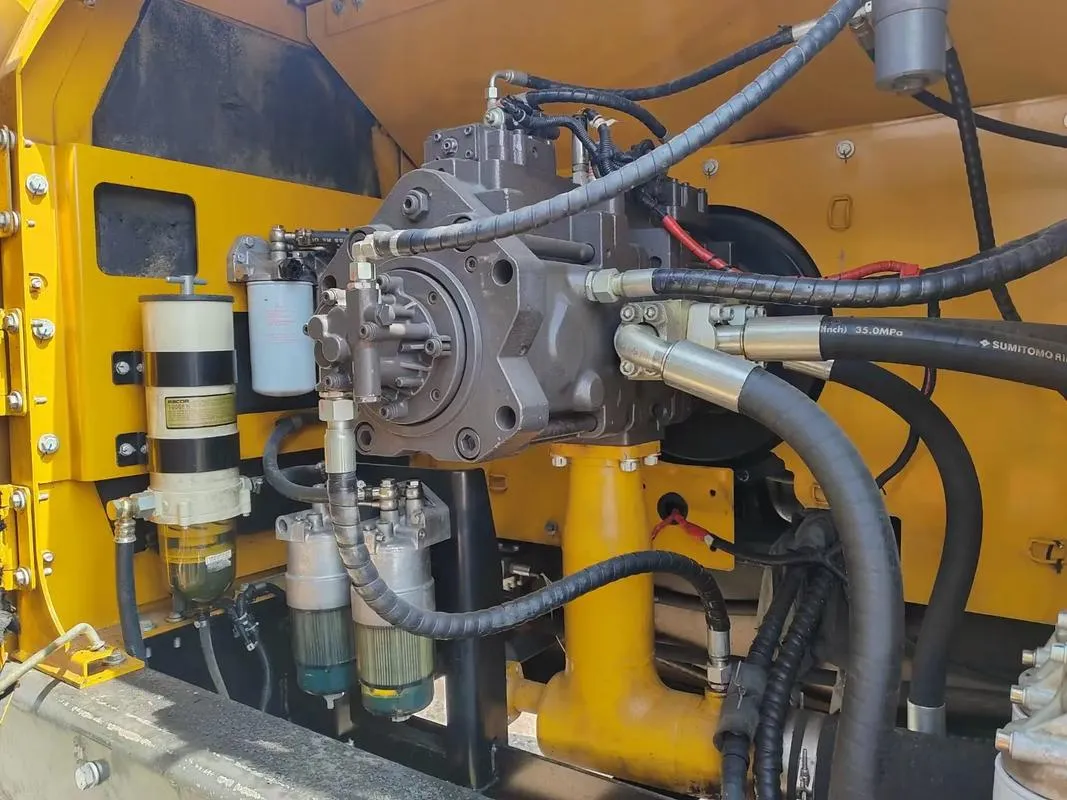 Гусеничный кран SANY SCC600A-5 б/у1