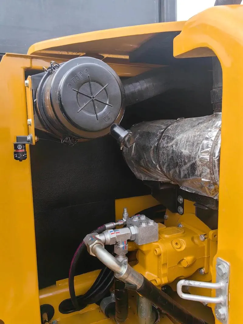 Малый экскаватор CAT 307E2 б/у2