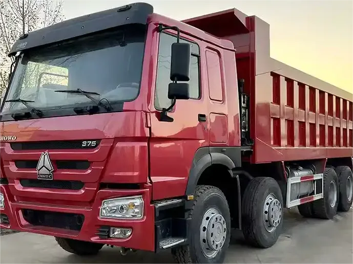 Самосвал SINOTRUK HOWO 8x4 б/у2