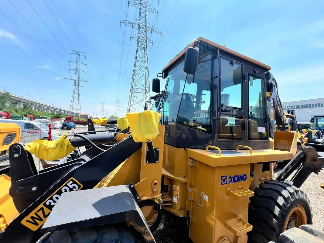 Экскаватор-погрузчик XCMG WZ30-25 б/у