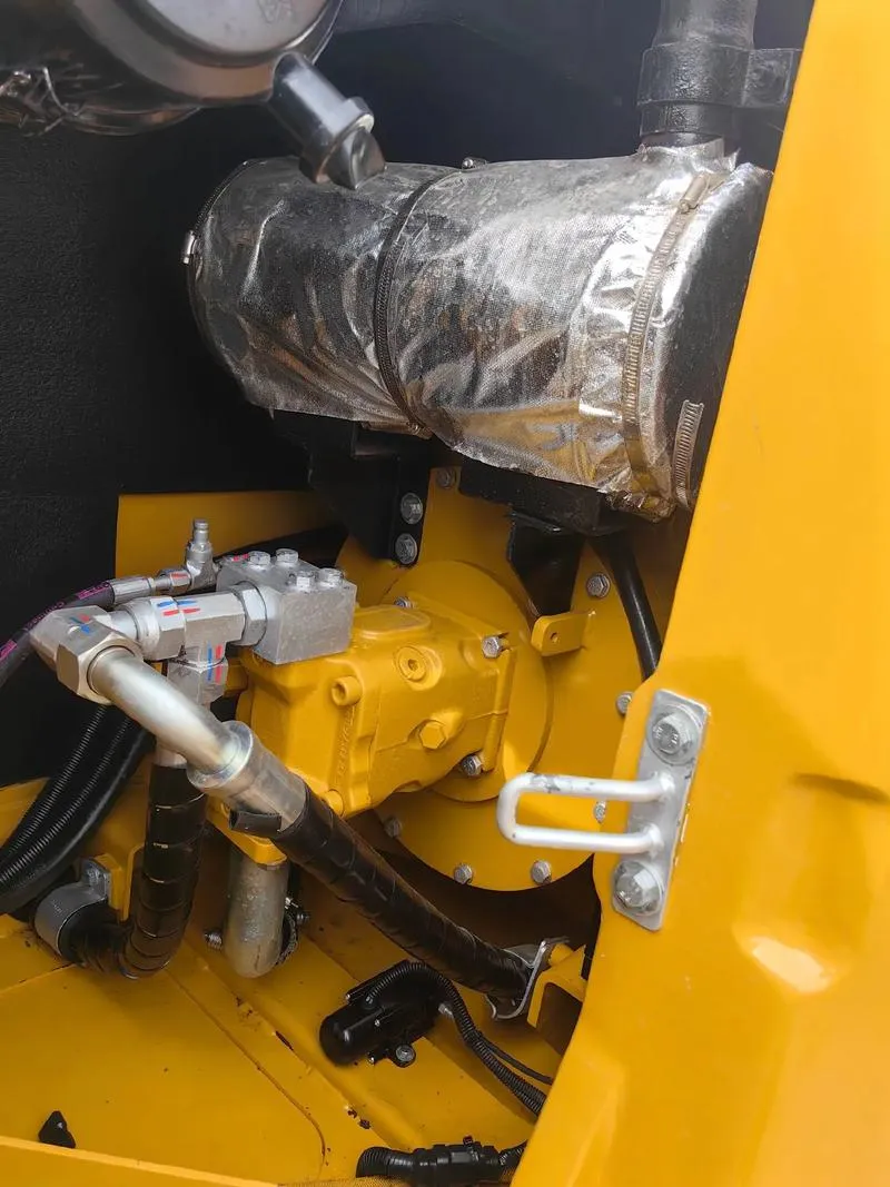Малый экскаватор CAT 307E2 б/у4