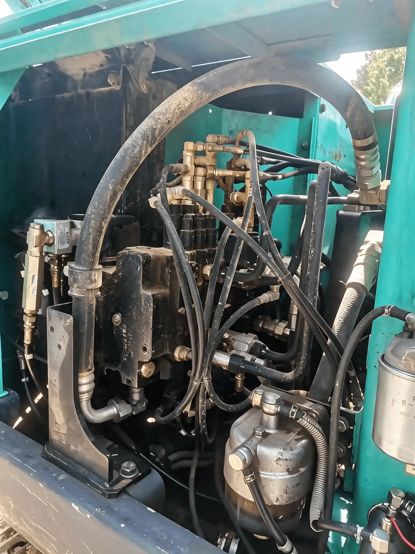 Малый экскаватор KOBELCO SK75-8 б/у4