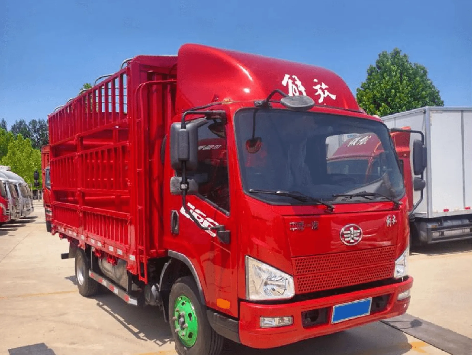 Легкий грузовик FAW J6F 4x2 б/у