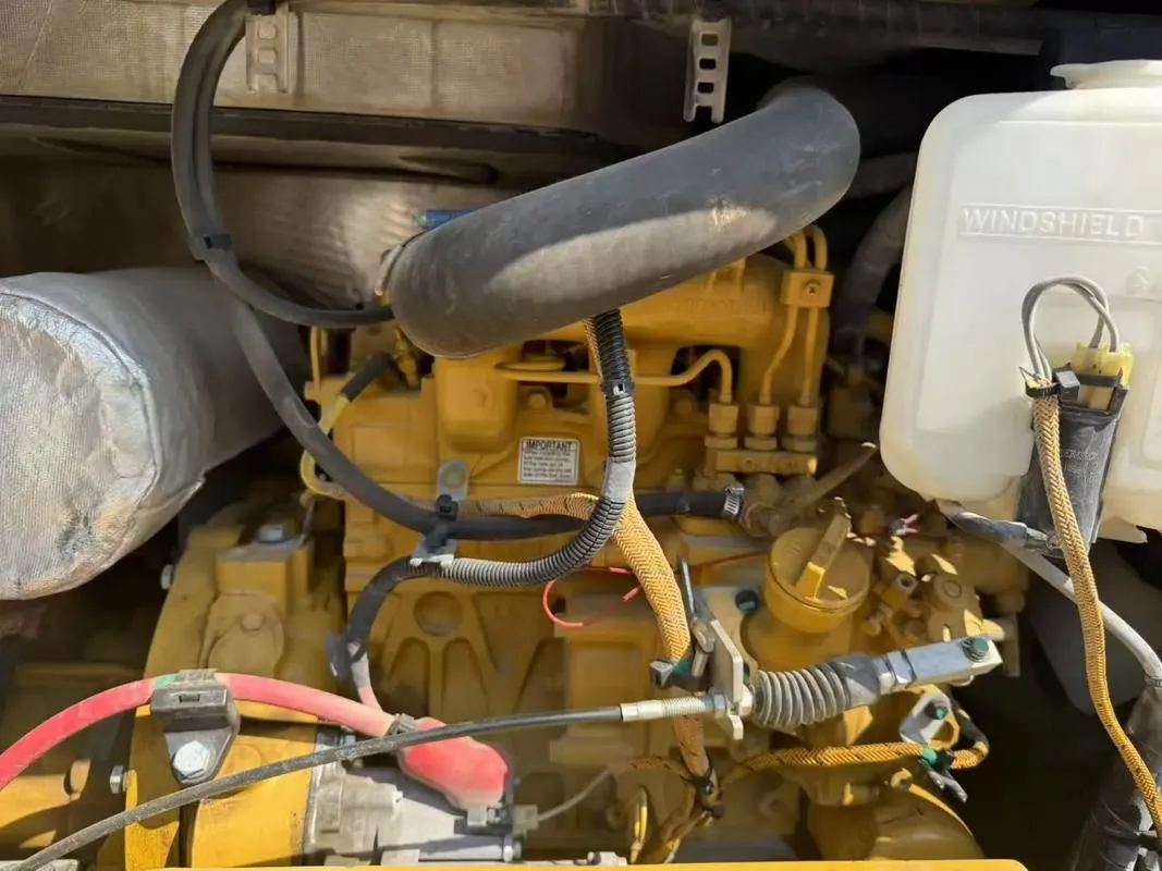 Мини-экскаватор CAT 303.5 CR4 б/у4