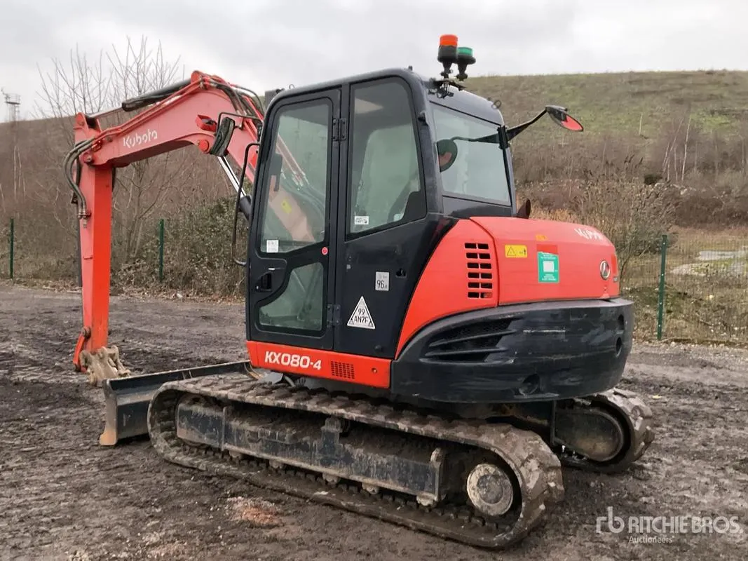 Малый экскаватор KUBOTA KX080-5 б/у